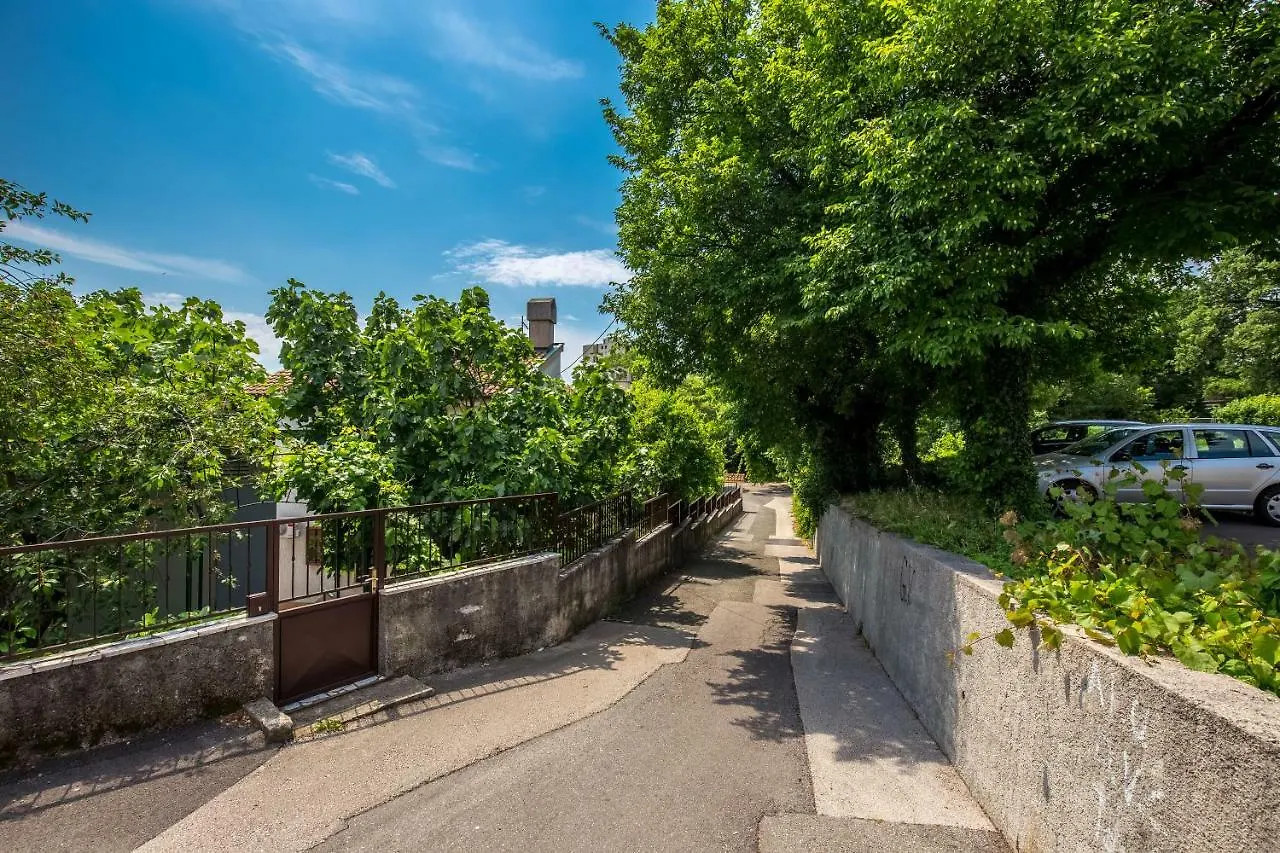 Apartments Jana Rijeka