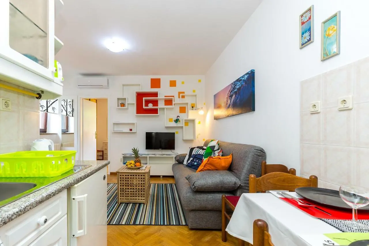 Apartments Jana Rijeka